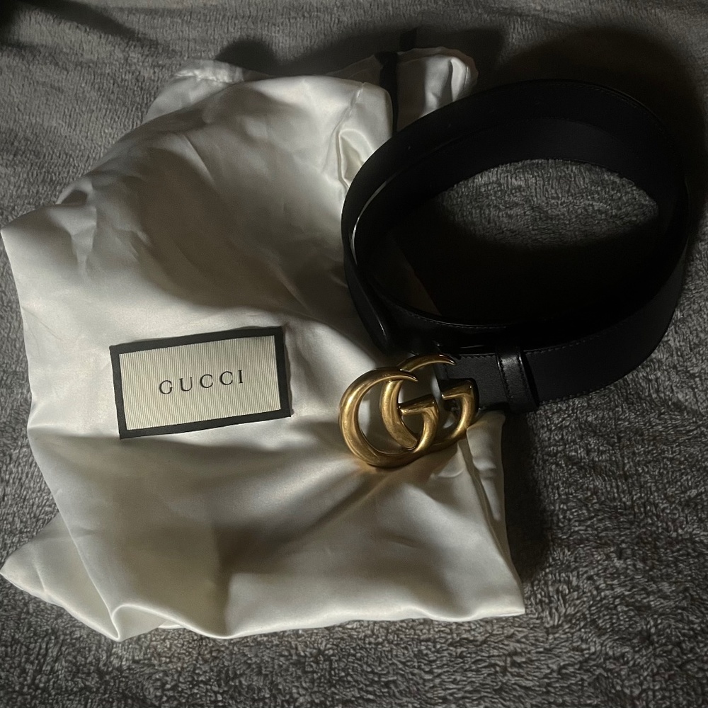 Gucci leather belt with double G buckle